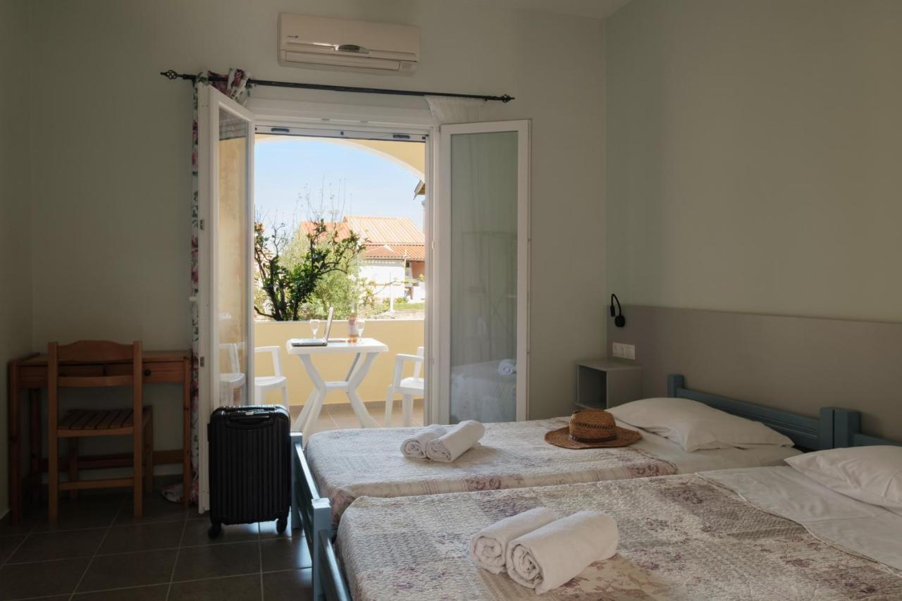 Feeloxenia Corfu Apartment *